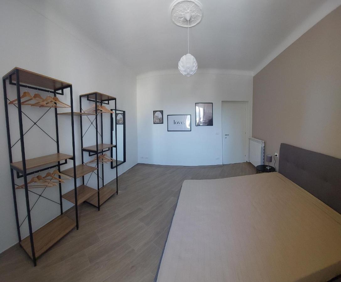 Fiumara Mall Apartment Cenova Dış mekan fotoğraf